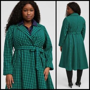 Torrid Size 6 Plus Size 6X 30 Softest Tie-front Houndstooth Coat